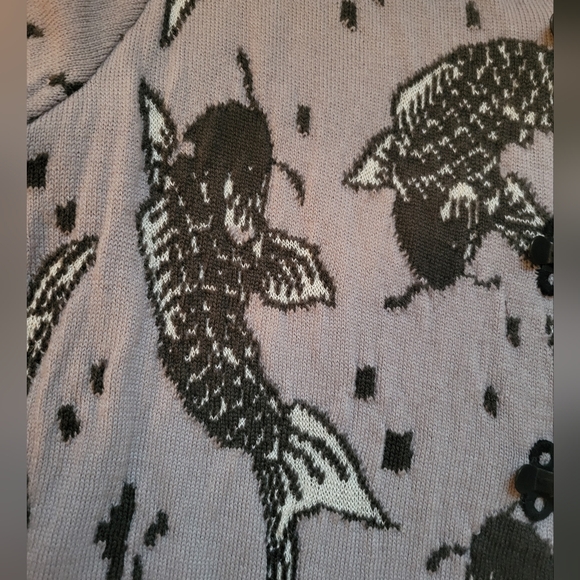 Women's Gray Fish Pattern Cardigan - Picture 3 of 7